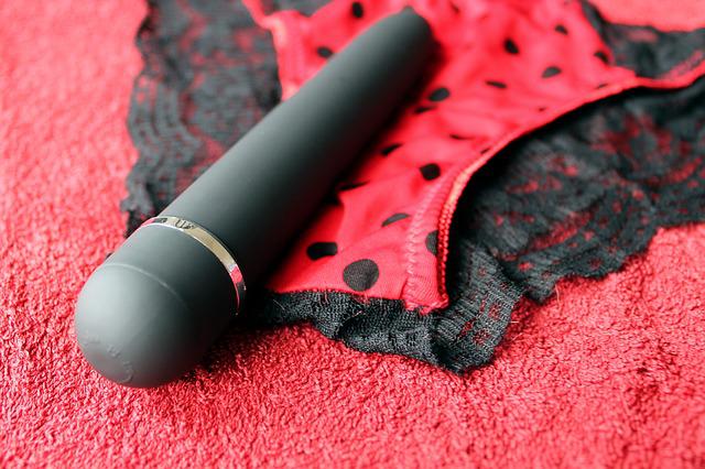 Heißer Masturbieren mit den passenden Sextoys